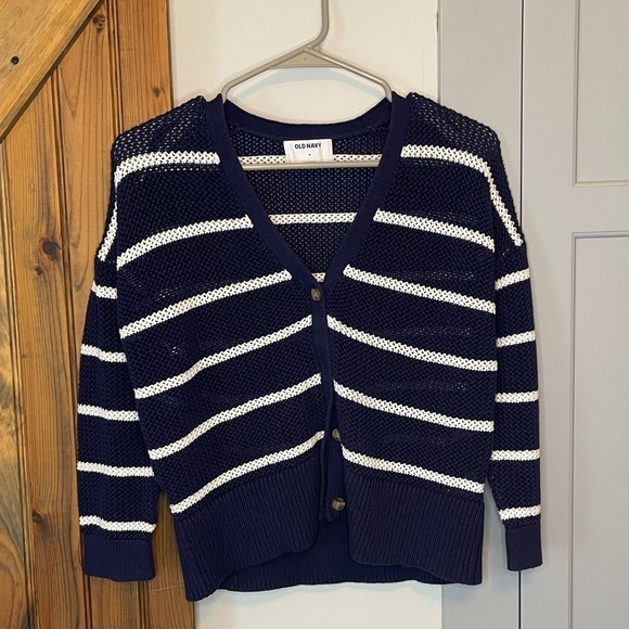 Old Navy Sweaters - Old navy women’s knit cardigan